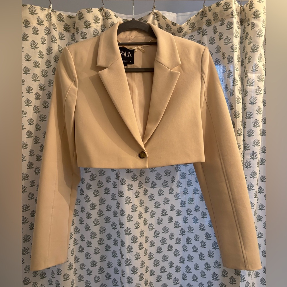 Zara Cream Cropped Blazer